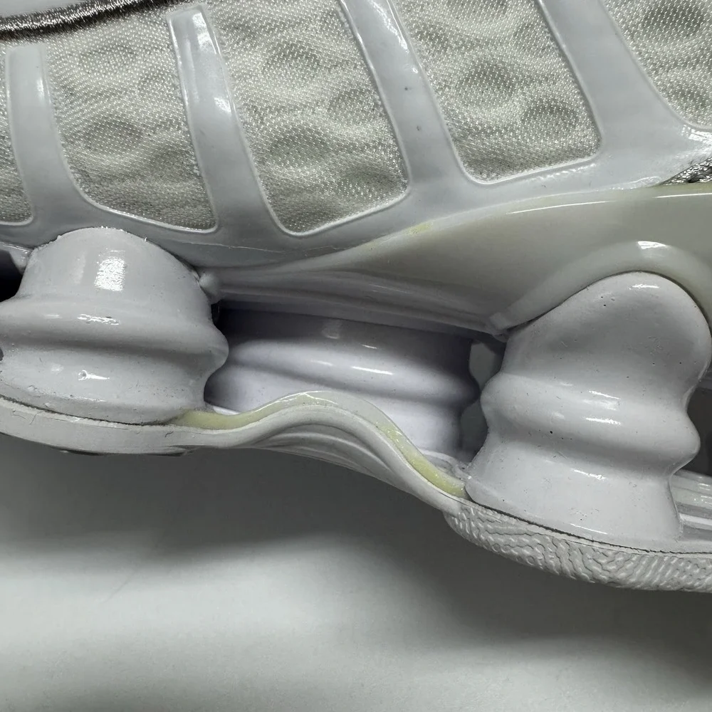 Brand New Nike Shox TL White Silver AV3595-100 Men's Size 8 / Women's Size 9.5